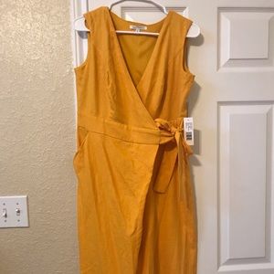 NWT! Linen cropped wide leg  jumpsuit.